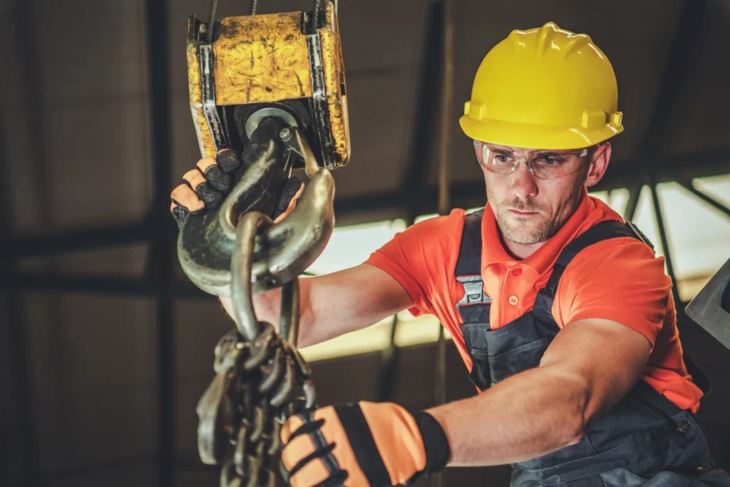 Crane Specialist Rigging Load