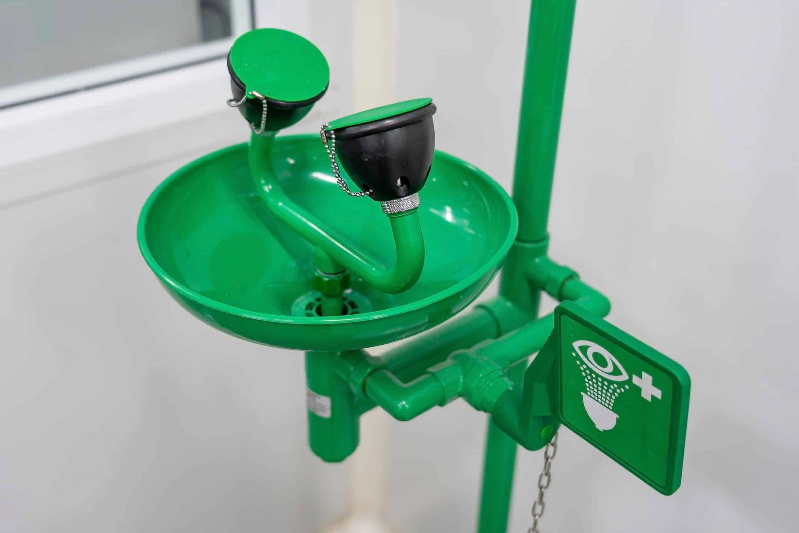 Using Eyewashes & Emergency Showers